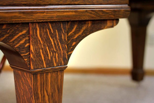 Steinway Model B Grand Piano - QuarterSawn Oak Detail Grain