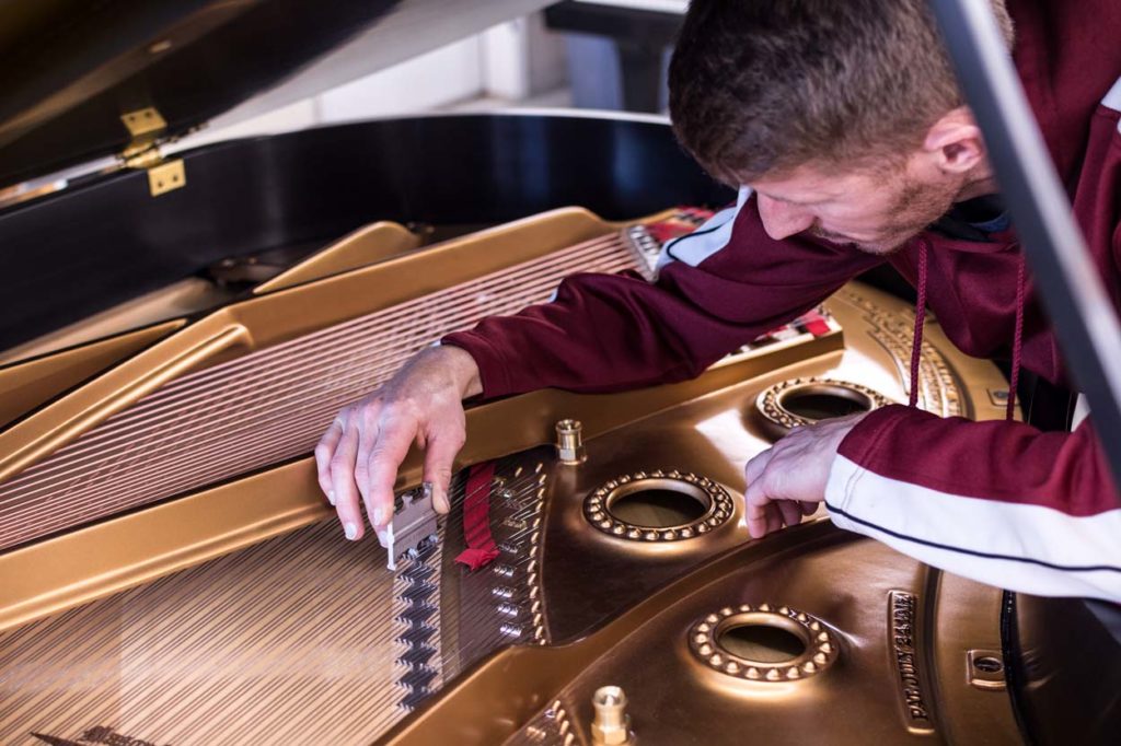 Checking the Soundboard Down Bearing in a Mason & Hamlin Model AA - Tim Chupp