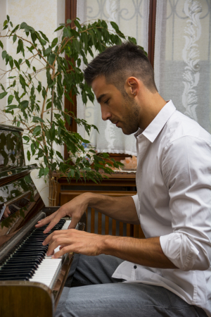 Kawai upright piano