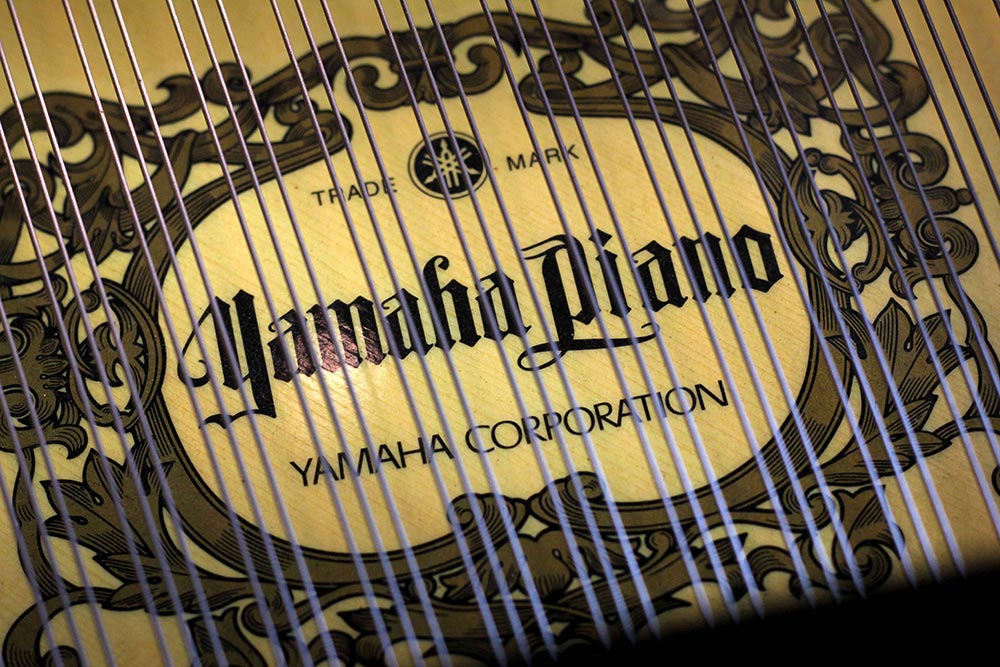 Yamaha Grand Piano Logo | Soundboard Decal
