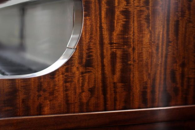 Steinway Mahogany Vertical Grain Detail