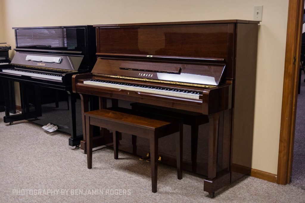 emoción patio de recreo plan SOLD: Yamaha U1 Professional Upright Piano | Polished Walnut - Excellent  Condition - New & Used Pianos | Restorations | Steinway, Yamaha, & More