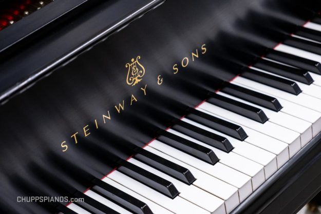 1984 Steinway & Sons Model M Grand Piano #491918 - Fallboard Logo & Keys