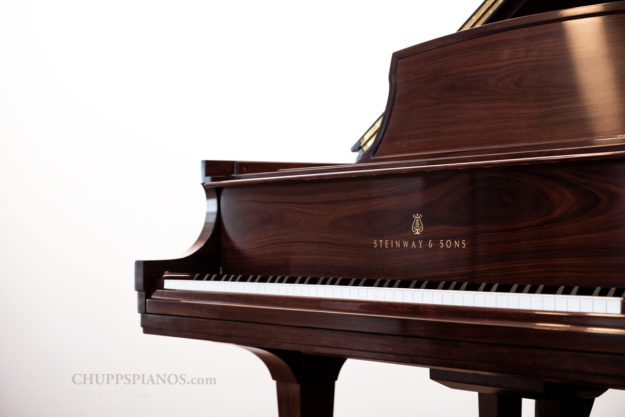 2000 Steinway & Sons Model L Baby Grand Piano #555900 - Santos Rosewood Veneer - Art Case/Crown Jewel
